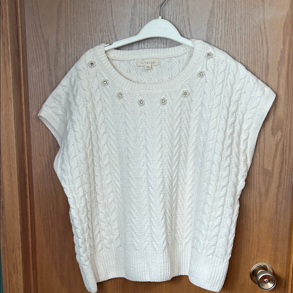Greige Cream Cable-Knit Embellished Short-Sleeve Sweater